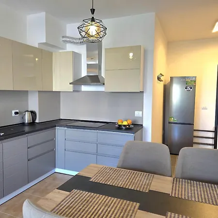 One Bedroom In Golem 076 Apartment *